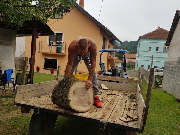Ovaj spasilac i dalje traži devojku