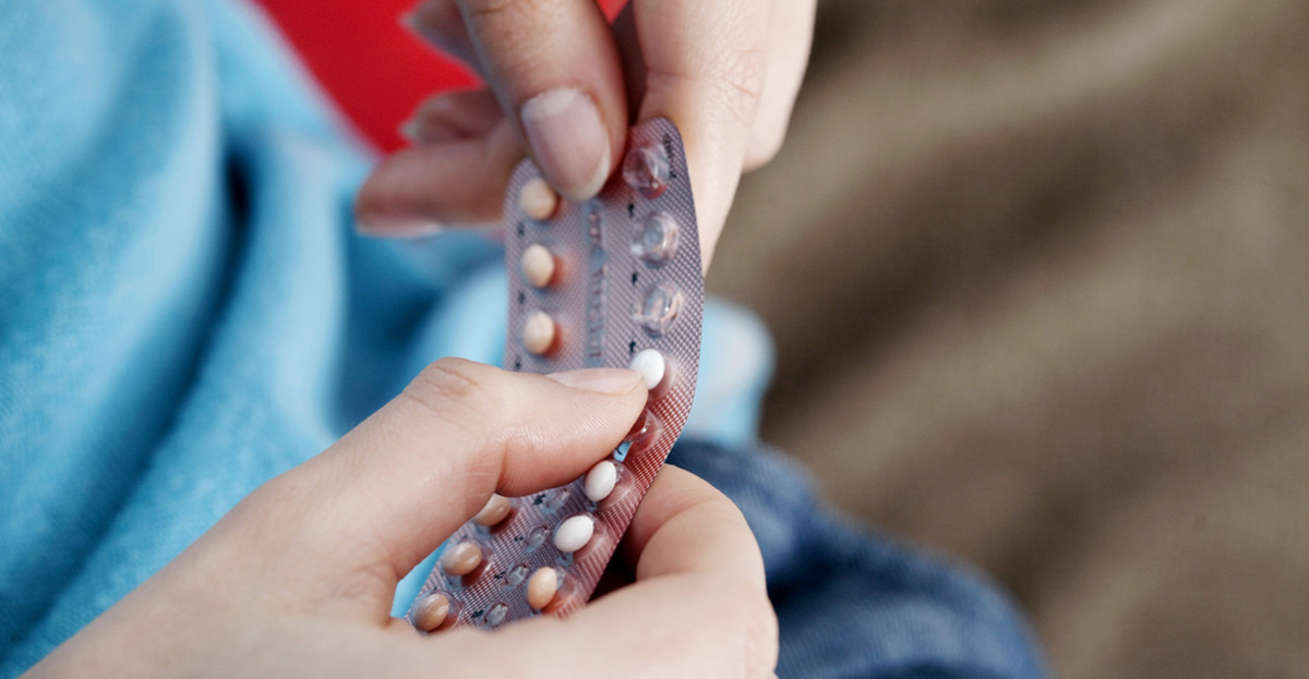 Tabletki antykoncepcyjne mogą wywołać zakrzepicę. Ale ciąża i połóg też