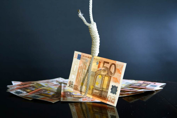 Euro na szubienicy.