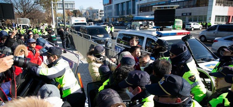 Zamieszki i starcia z policją w Seulu. Poszło o plany zakazu uboju psów na mięso
