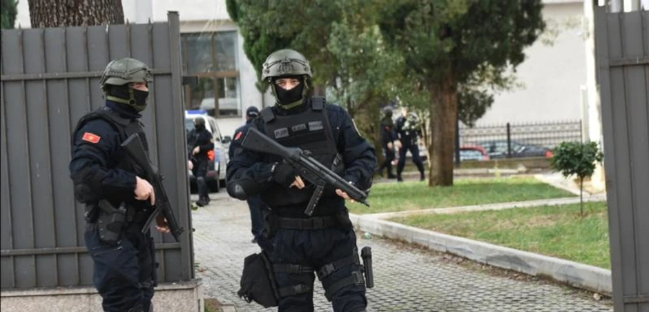 Velike mere obezbeđenja  /Foto: Vijesti.me/Savo Prelević