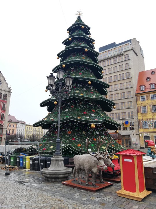 Demontaż Jarmarku Bożonarodzeniowego we Wrocławiu