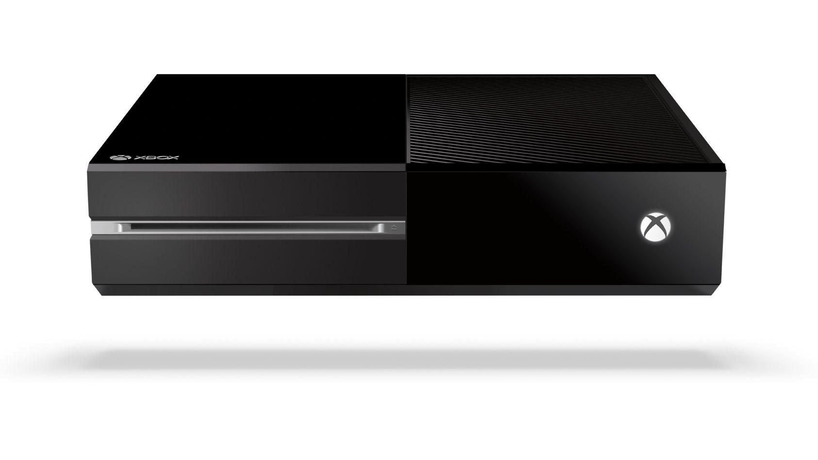 Masívne čierne telo pôvodnej konzoly Xbox One nie je práve dizajnovým skvostom.