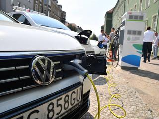 Pomysł PSPA na elektromobilność w Polsce: odliczenie 100 proc. VAT od zakupu aut elektrycznych 