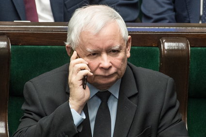 Jarosław Kaczyński dla "Sieci": zniesmaczyła mnie sprawa zarobków w NBP