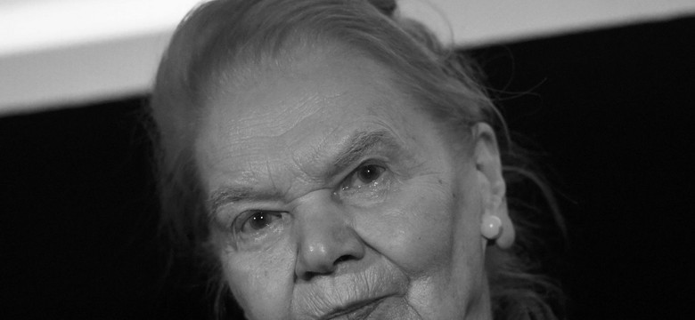 Zmarła  poetka, eseistka i tłumaczka literatury pięknej Julia Hartwig. Miała 96 lat