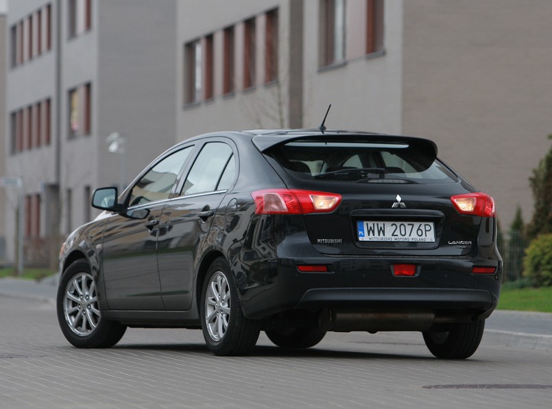 Mitsubishi lancer sportback