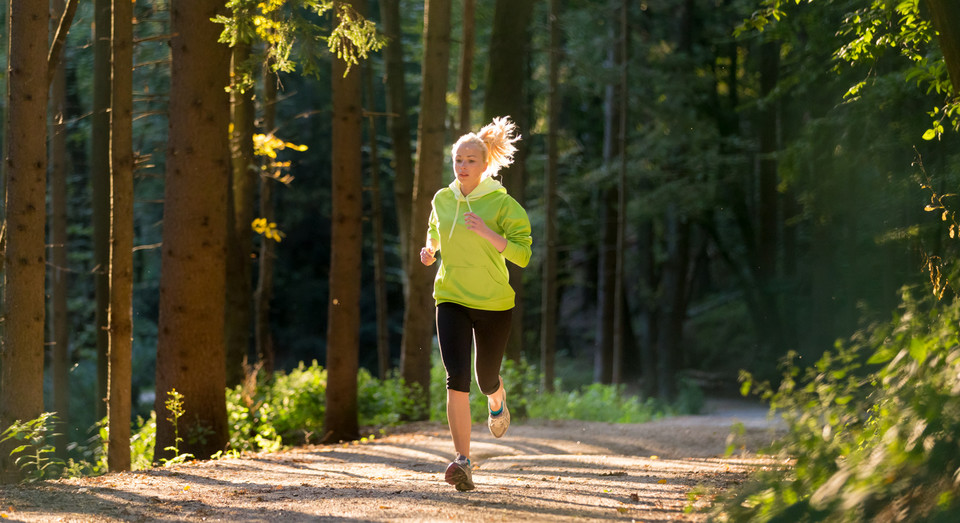 Jogging wzmacnia wydolność organizmu, dotlenia i pozwala na silniejsze przeżywanie określonych bodźców
