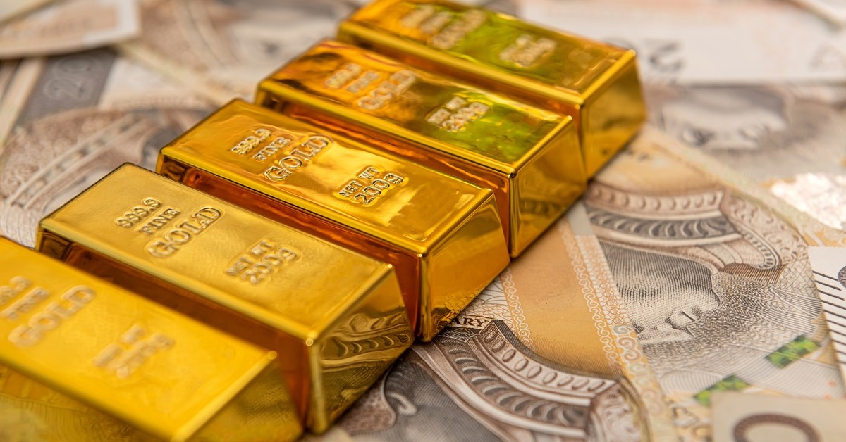 Cena złota 12 listopada 2025. Uncja po 4 108 USD, rynek reaguje na decyzje z USA i Fed