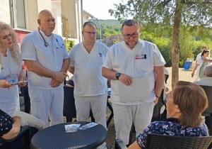 Dr Milan Lazarević na preventivnim pregledima u selu Ružnik kod Niša