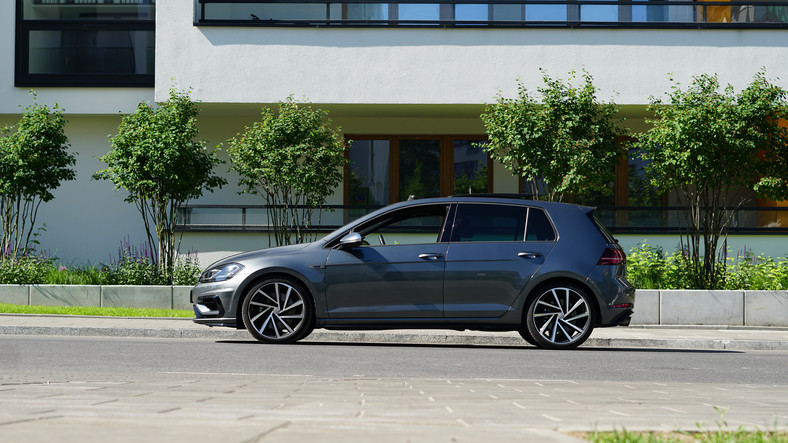 Volkswagen Golf R