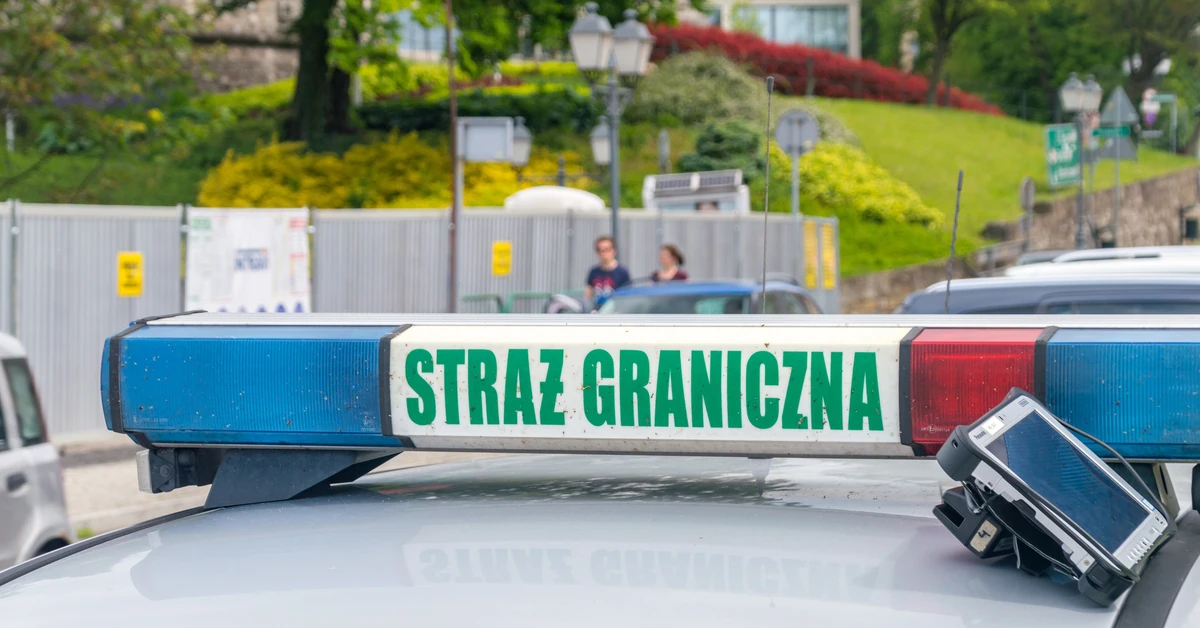 Balon z przemytnicza kontrabandą wylądował w Białymstoku. Straż Graniczna prowadzi działania