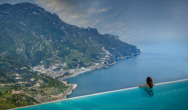 Pogled na Amalfi obalu