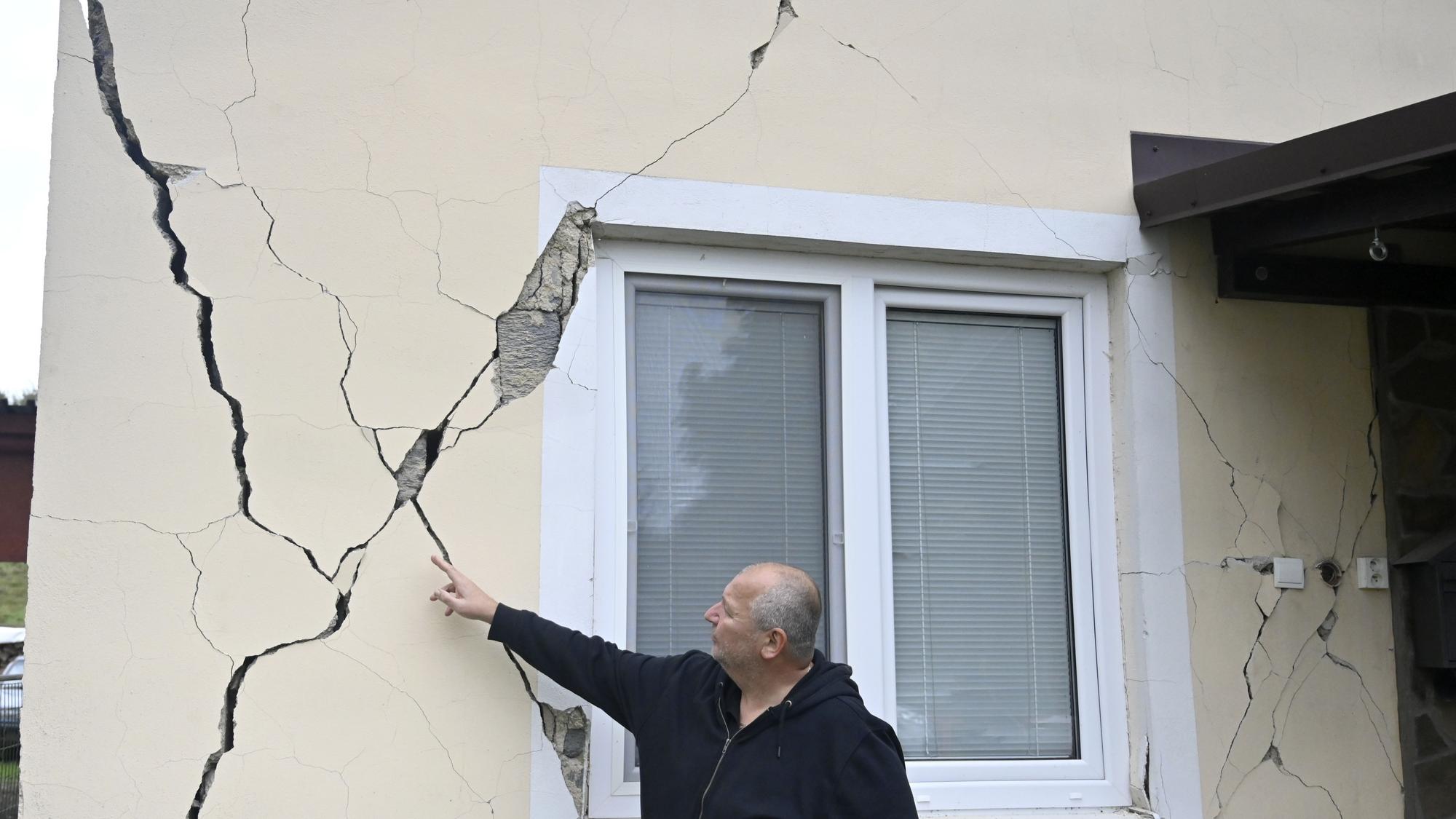  Vlani bolo sedem zemetrasení, z toho šesť s epicentrom na Slovensku
