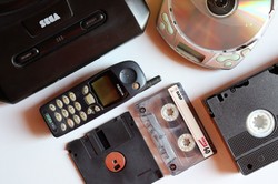 Kultowe lata 90. w Polsce. Pamiętasz je jeszcze?