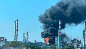 Požar u fabrici MOL-a u Mađarskoj