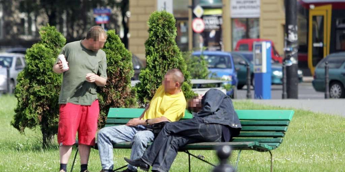 Menele rządzą miastem, a strażnicy gnębią kierowców