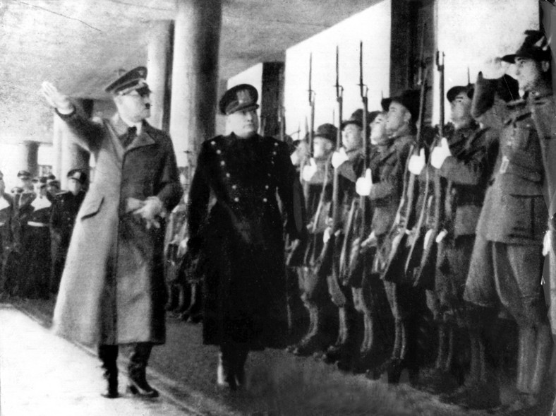 Adolf Hitler oraz Benito Mussolini podczas spotkania w Brenner. 18.03.1940 r.