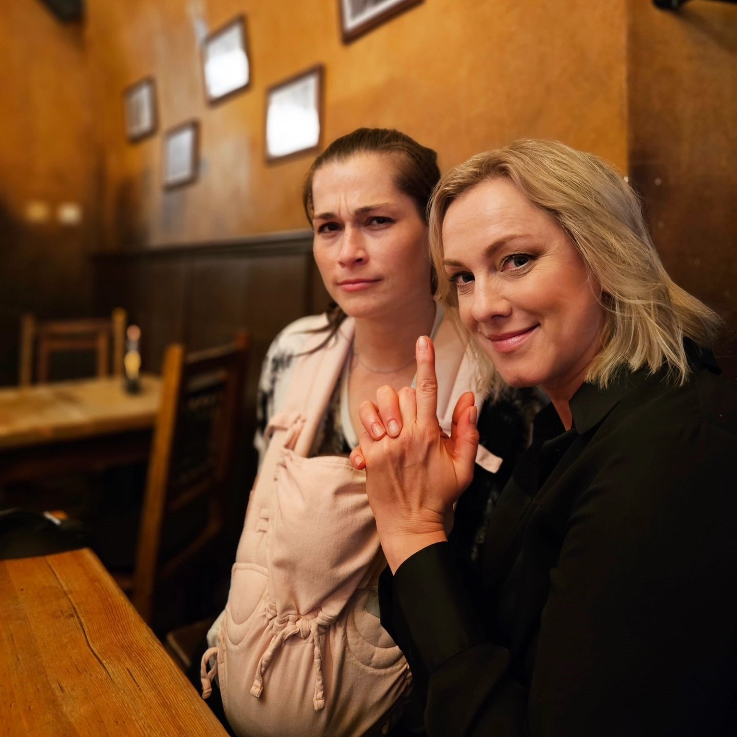 Herečky Monika Hilmerová a Simona Hába Zmrzlá.