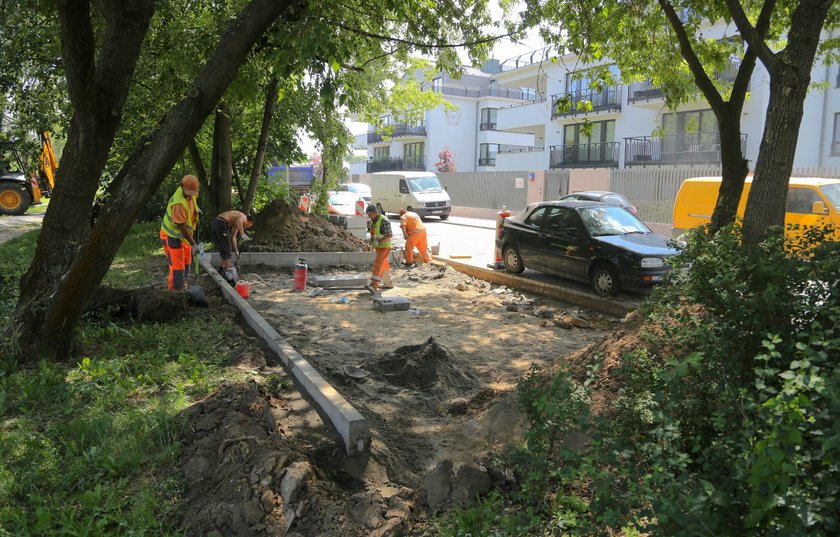 Tutaj zostanie zbudowany parking. Niestety kosztem drzew