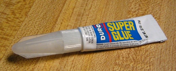 SUPER GLUE