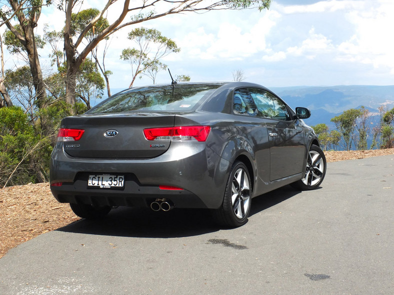 Kia Cerato Koup: jak jeździ australijska Kia