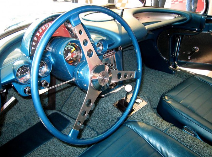Wnętrze corvette C1 z 1960 roku