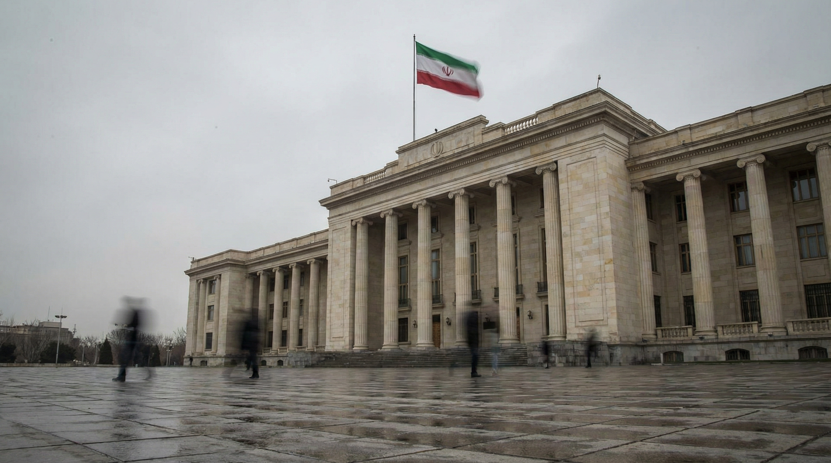 Irán: Preparado para guerra con EEUU pero también para negociaciones