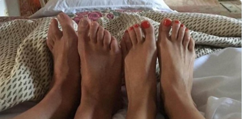 Opuštanje stopala u mlakoj vodi pospešava cirkulaciju