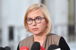 "Imigrancka hucpa" Morawieckiego? "Spotkania nakręcające wojnę polsko-polską zawsze omijamy"