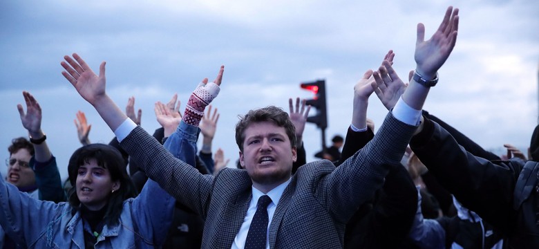 Strajki przeciw reformie emerytalnej. Na niektórych stacjach zaczyna brakować paliwa