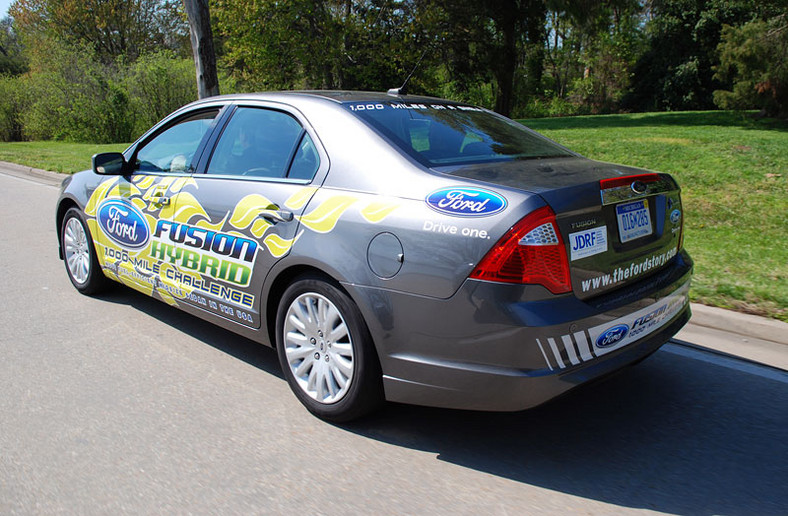 Ford Fusion Hybrid – hybrydowy sedan o rekordowym zasięgu