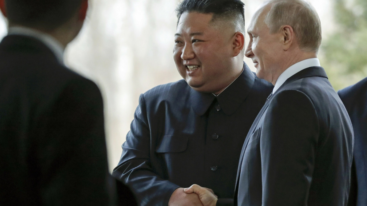 Relacje Władimira Putina i Kim Dzong Una. Ujawnili ich wymianę listowną