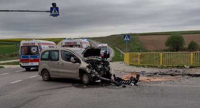 Dramat na obwodnicy Ćmielowa. Tam były dzieci