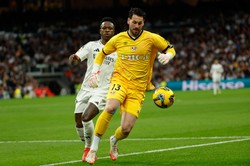 Real musiał wygrać z Rayo różnicą 17 goli, by wyprzedzić Barcelonę. Atletico też nie wykorzystało szansy