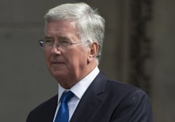 Brytyjski minister obrony deklaruje: Będziemy stać ramię w ramię z Polską