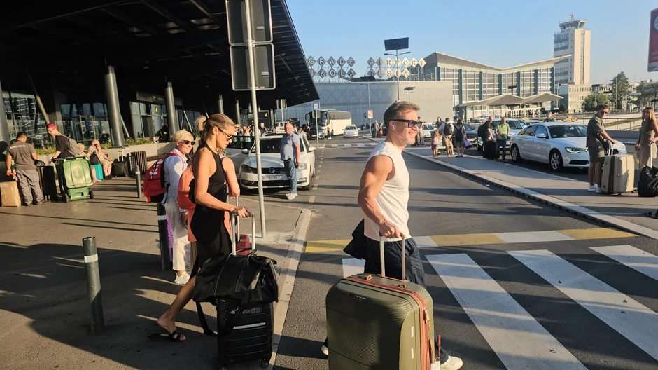 Saša Kovačević sa devojkom