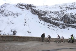 Josef Cerny z ekipy CCC wygrał etap, w czołówce bez zmian