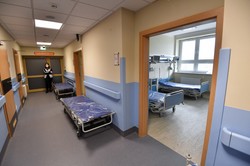 Kraska: Łóżek nam przybędzie, ale może zabraknąć personelu medycznego