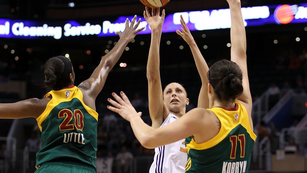 Ewelina Kobryn zdobyła sześć punktów dla zespołu Seattle Storm, który pokonał ekipę Tulsa Shock 77:63 w jednym z czwartkowych meczów ligi WNBA koszykarek.