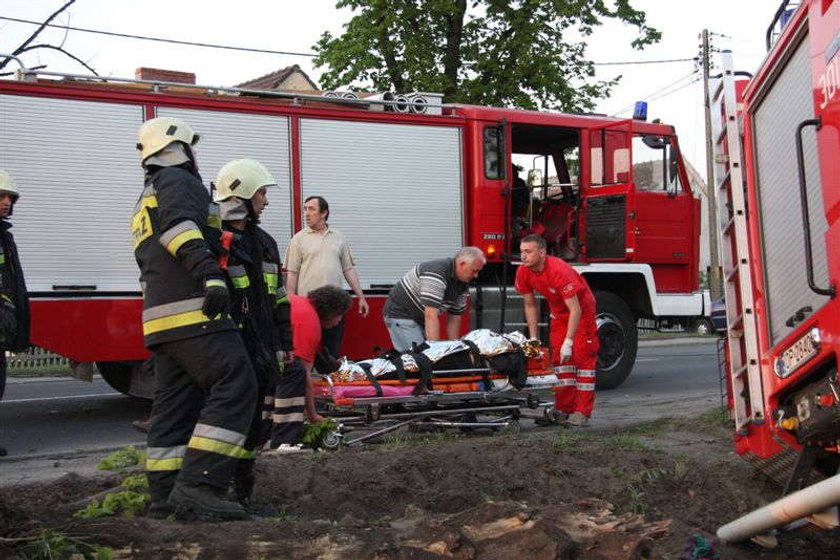 Wjechała pod wóz strażacki