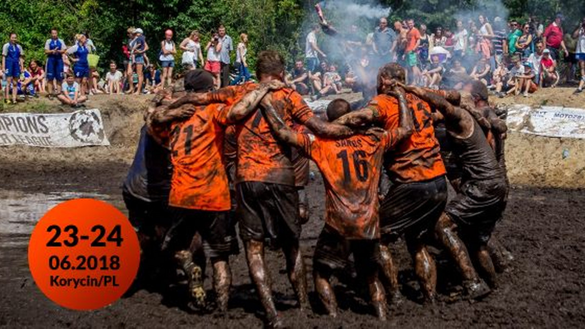 "Obrzucajmy się błotem na boisku, a nie w realnym świecie!" - takie motto przyświeca organizatorom Swampions Soccer League, czyli polskiej Błotnej Ligi Mistrzów. Trzecia edycja tej imprezy odbędzie się w dniach 23-24 czerwca w Korycinie na Podlasiu. Ruszyły już zapisy. Drużyny można zgłaszać do 20 maja.