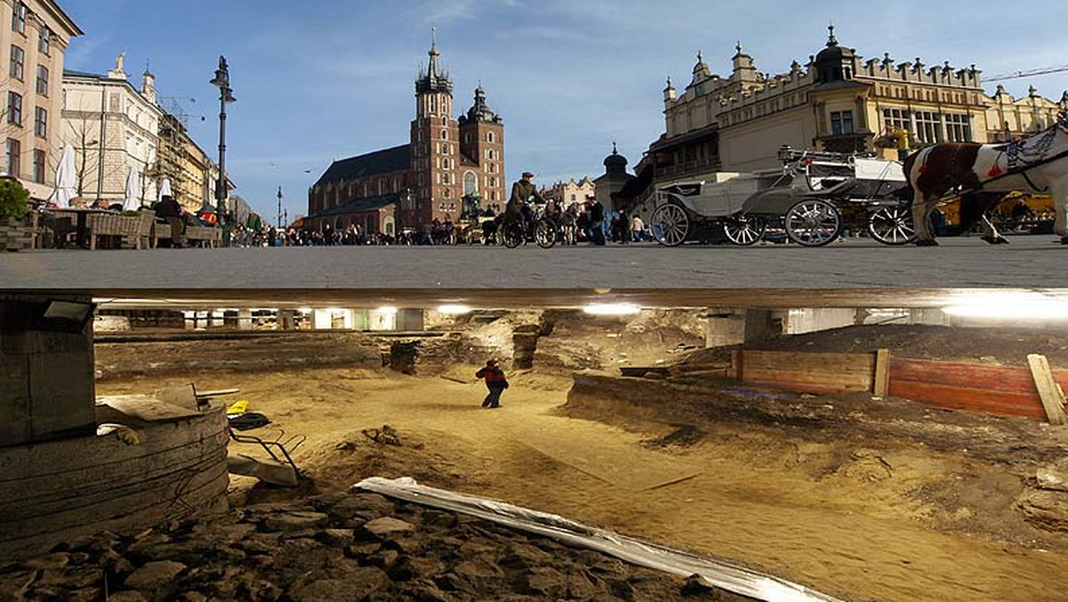 Otwarcie podziemi Rynku Głównego w Krakowie zwyciężyło w plebiscycie na Wydarzenia Historycznego Roku 2010 zorganizowanym po raz trzeci przez Muzeum Historii Polski (MHP) wspólnie z portalem historia.org.pl.