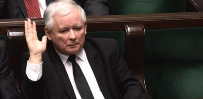 Tajny plan PiS: umorzyć długi z abonamentu