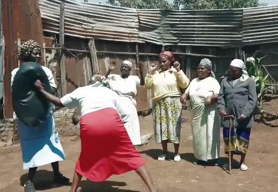 Kenijskie babcie uczą się karate w ramach samoobrony przed gwałcicielami