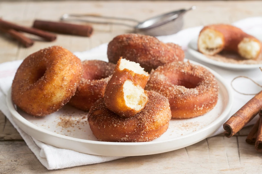 Pączki korzenne z mąki orkiszowej