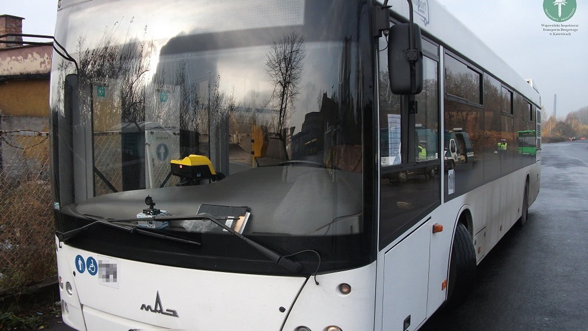 Na terenie kilku śląskich miast inspektorzy ITD sprawdzili stan techniczny autobusów komunikacji miejskiej. Wyniki niektórych kontroli były porażające. Podczas kontroli emisji spalin w jednym z pojazdów, w urządzeniu pomiarowym (dymomierzu)...zabrakło skali.