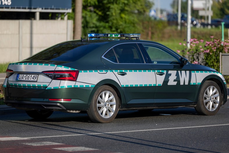 samochód żandarmerii wojskowej