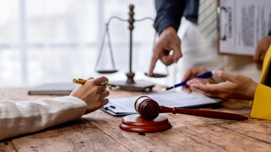 gus podsumowuje rejestracje firm. w grudniu liczba wyrejestrowanych podmiotów wzrosła o 60 proc.