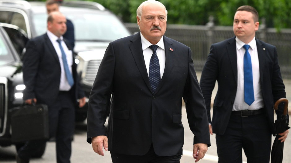 Aleksander Łukaszenko w drodze na szczyt Euroazjatyckiej Unii Gospodarczej na Kremlu, 25 maja 2023 r.